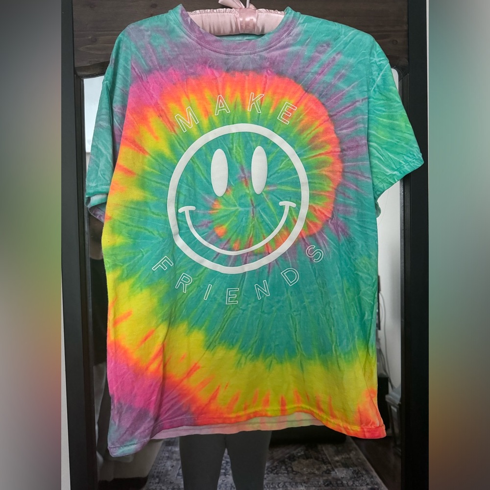 (Glow in the Dark!) Make Friends Happy Face Tie-Dye T-shirt, Medium